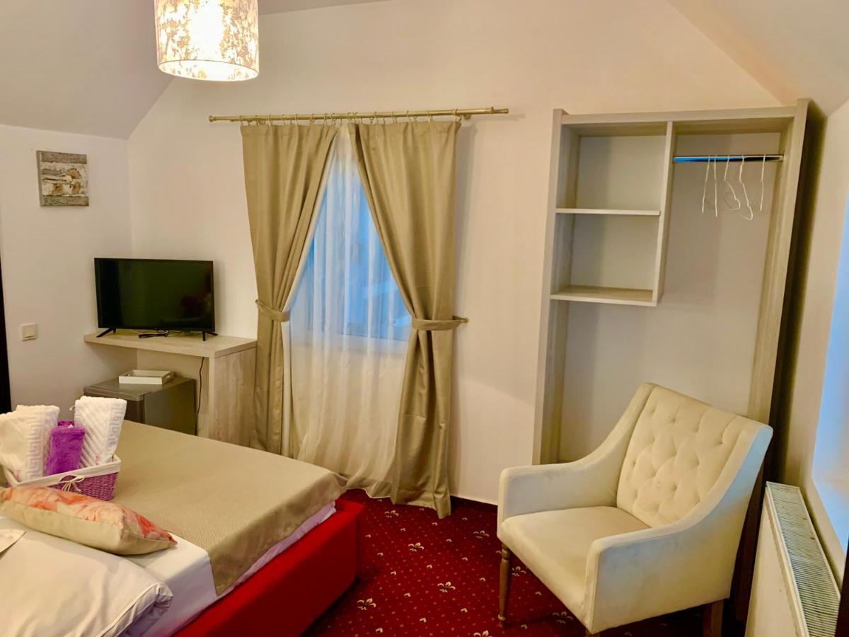 Anelisse Inn Moeciu De Sus Dış mekan fotoğraf