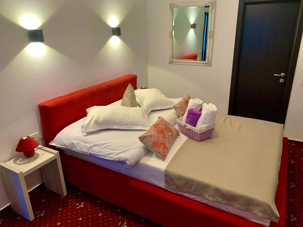 Anelisse Inn Moeciu De Sus Dış mekan fotoğraf