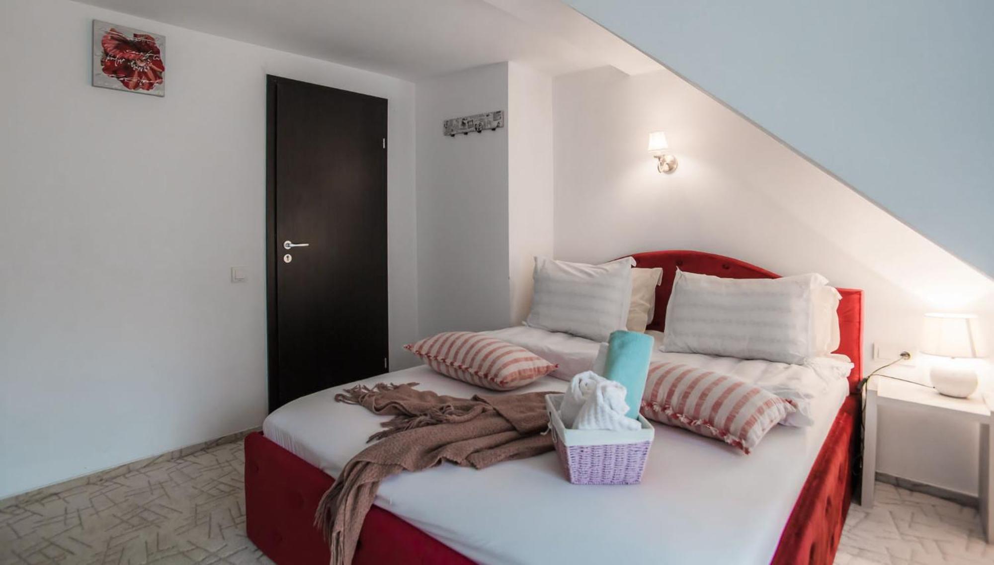 Anelisse Inn Moeciu De Sus Dış mekan fotoğraf